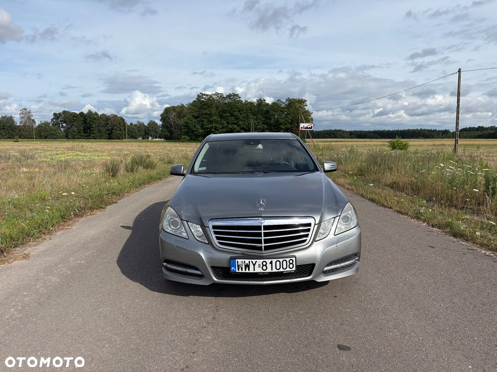 Mercedes-Benz Klasa E 220 CDI BlueEff Avantgarde - 4