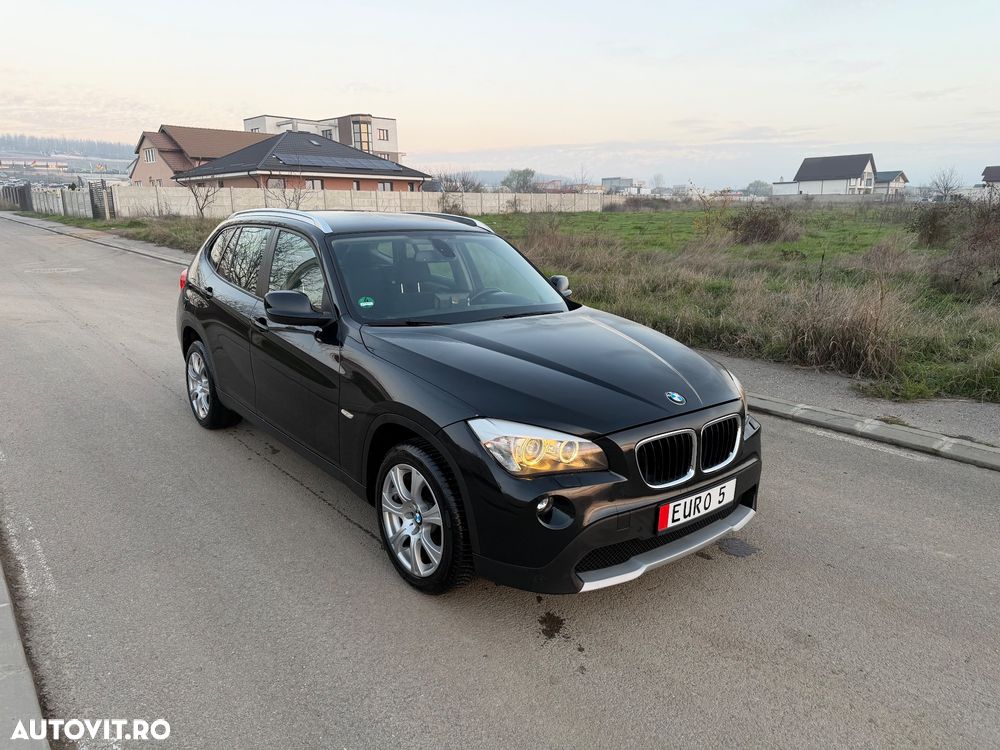 BMW X1 sDrive18d xLine - 1