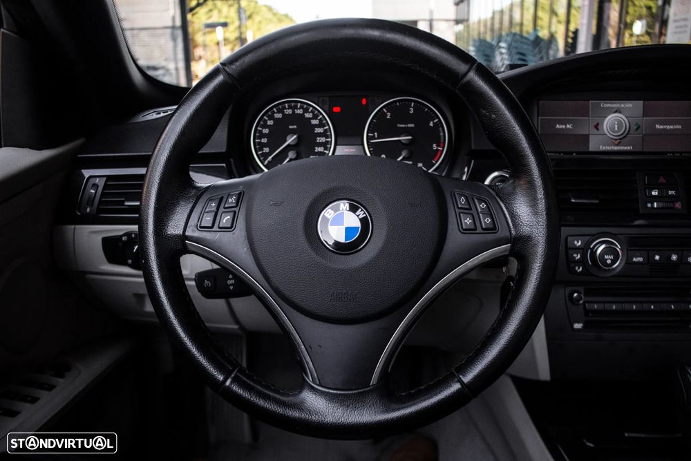 BMW 320 d Cabrio Auto - 16