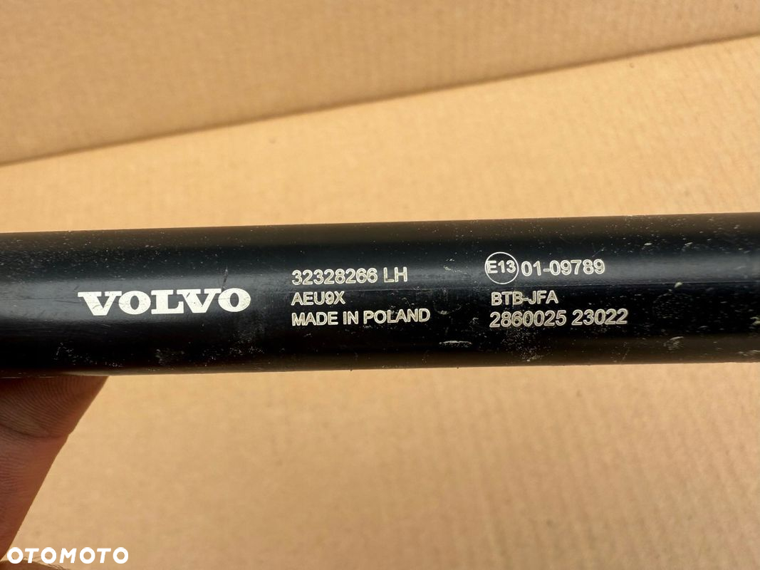 SPRYSKIWACZ SPRYSK KLAPKA Volvo XC60 II LIFT LEWY ORYGINAŁ - 3
