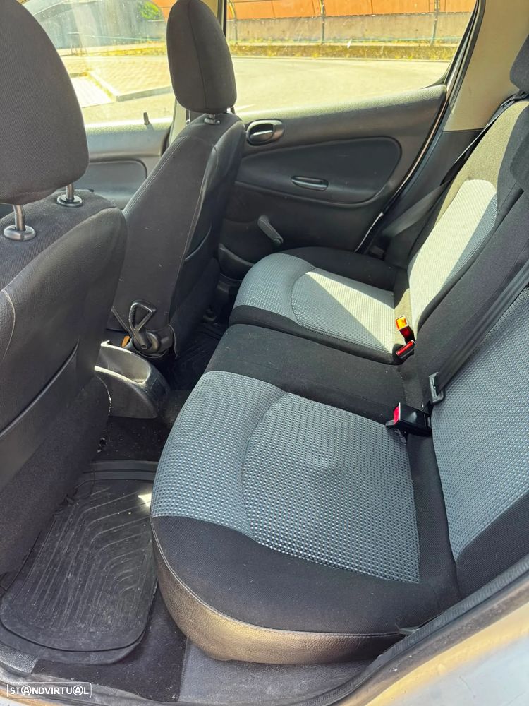 Peugeot 206 1.1 XR Présence - 9