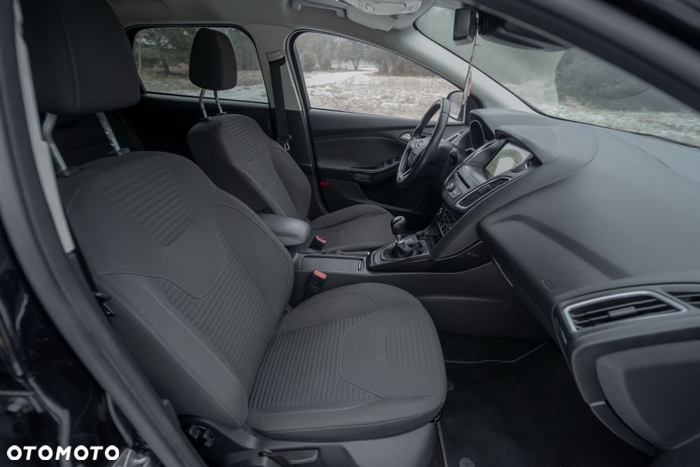 Ford Focus SW 1.0 EcoBoost Hybrid TITANIUM STYLE - 29