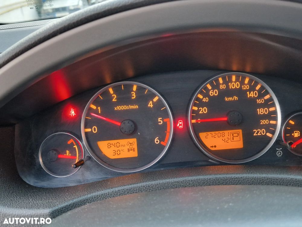 Nissan Pathfinder 2.5 dCi Aut. Premium - 8