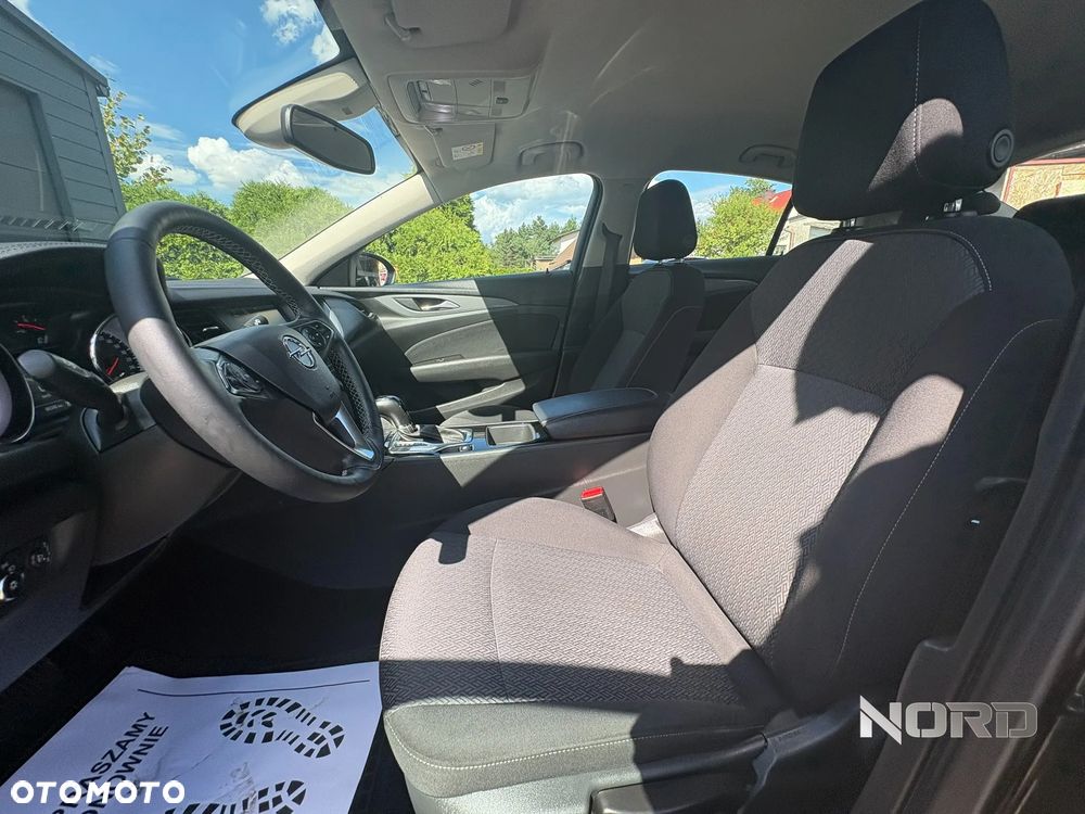 Opel Insignia 1.5 T Enjoy S&S - 13