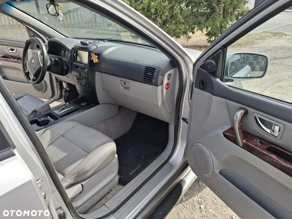 Kia Sorento 2.5 CRDi (air4) / Voyage - 12