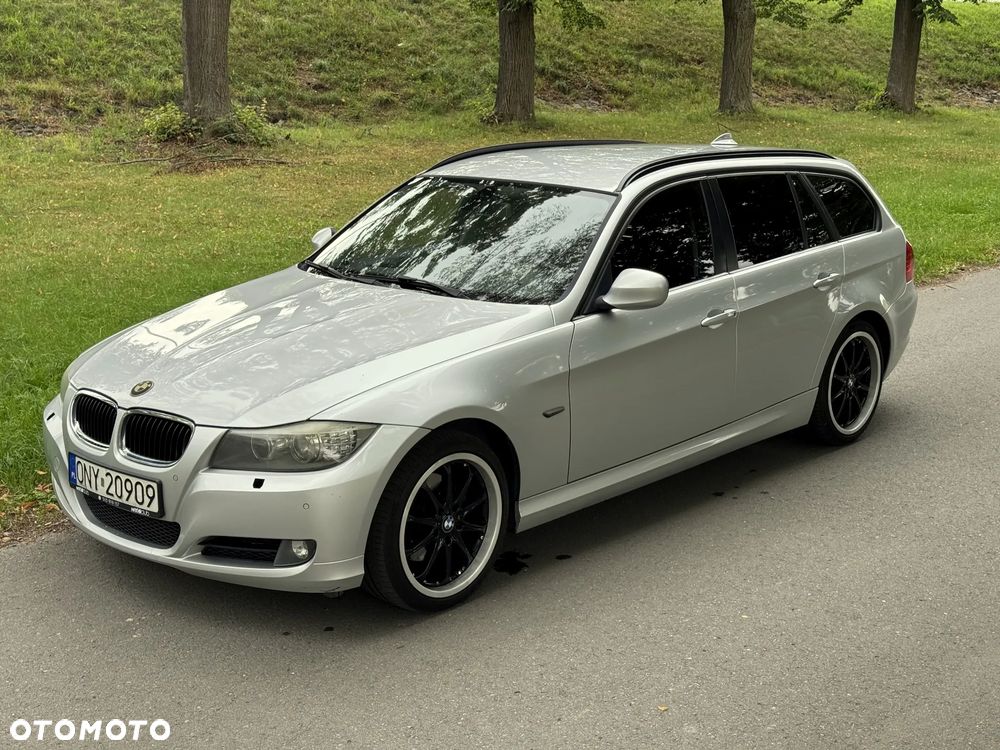 BMW Seria 3 318d - 16