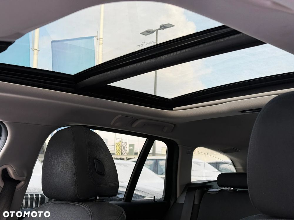 BMW Seria 3 320d Sport Line Shadow - 31