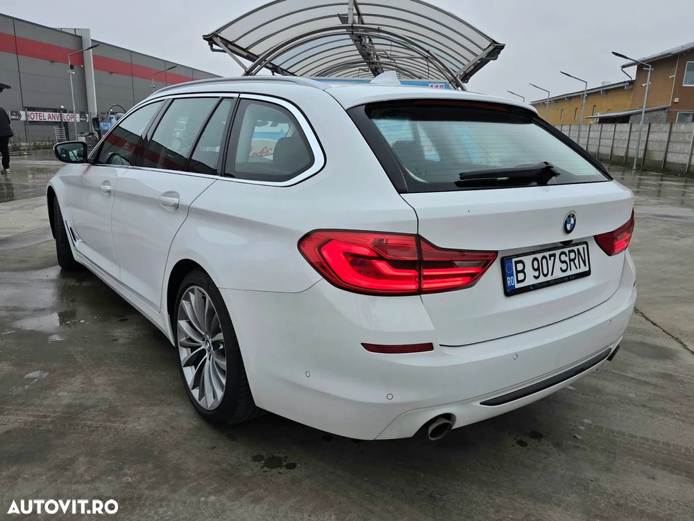 BMW Seria 5 530d xDrive AT - 3