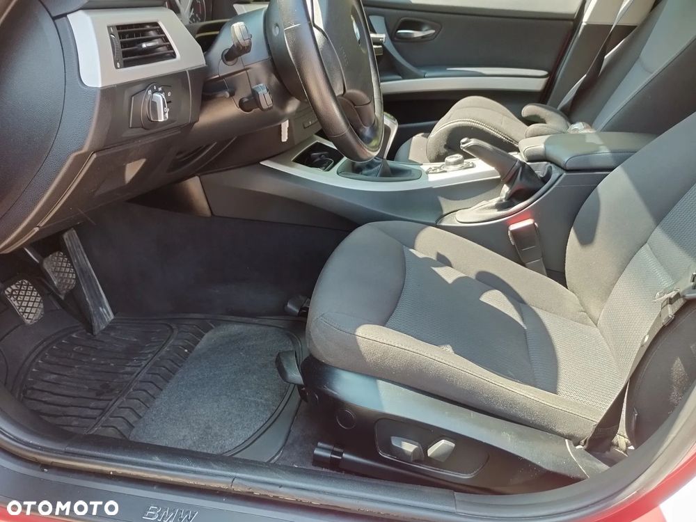 BMW Seria 3 - 12