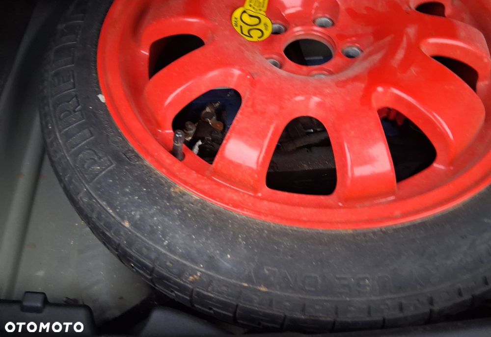 Jaguar XE 2.0 D Prestige - 13