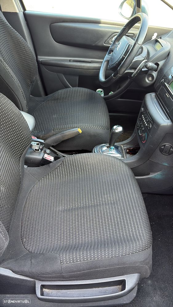 Citroën C4 1.6 HDi VTR Pack CMP6 - 6