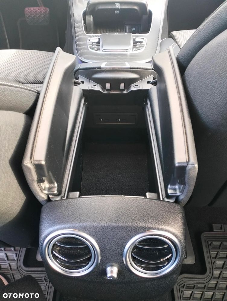 Mercedes-Benz Klasa E 220 d Avantgarde - 32