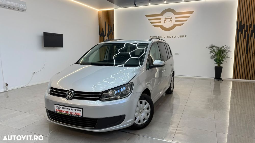 Volkswagen Touran - 3