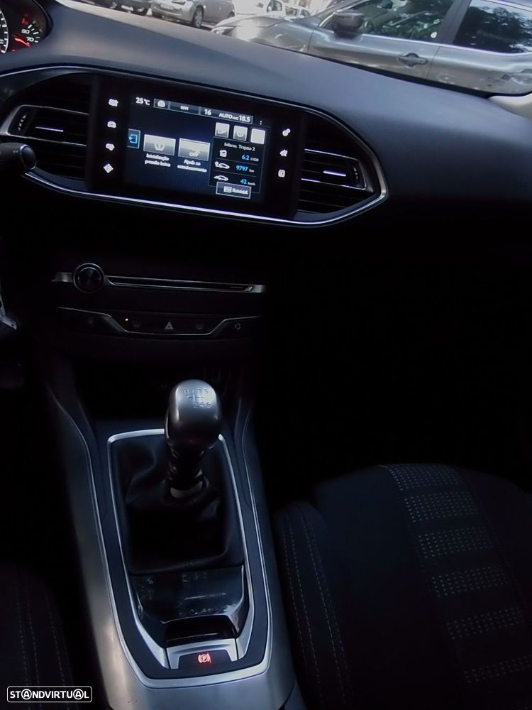 Peugeot 308 SW 1.6 BlueHDi Active - 18