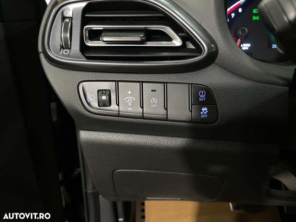 Hyundai i30 1.0 T-GDI 48V-Hybrid DCT N-Line - 22