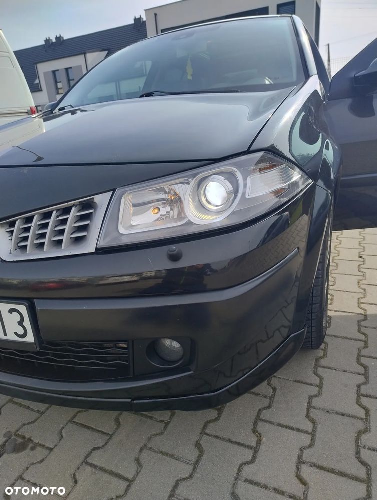 Renault Megane 2.0 dCi GT - 12