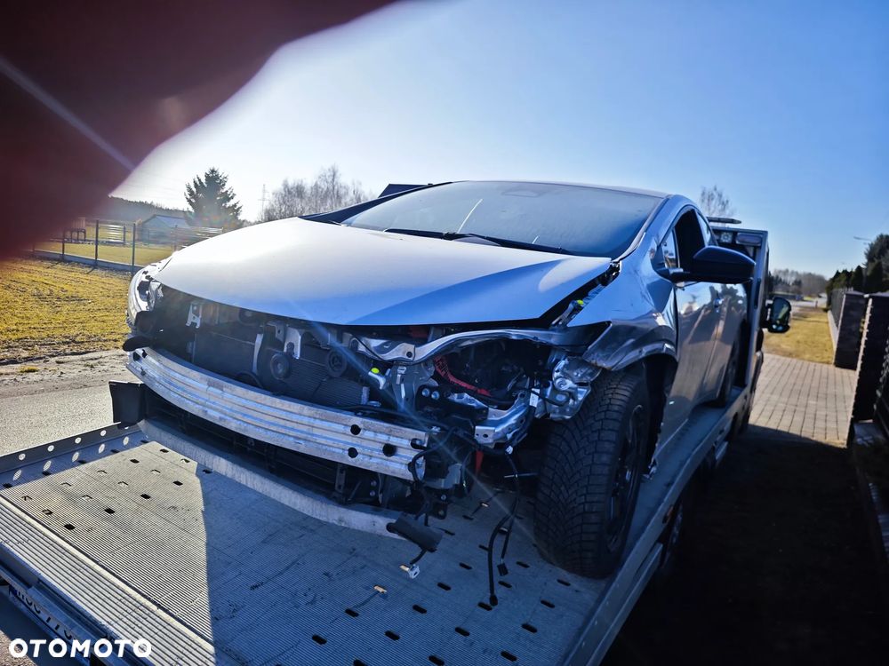 Toyota Prius Hybrid - 18