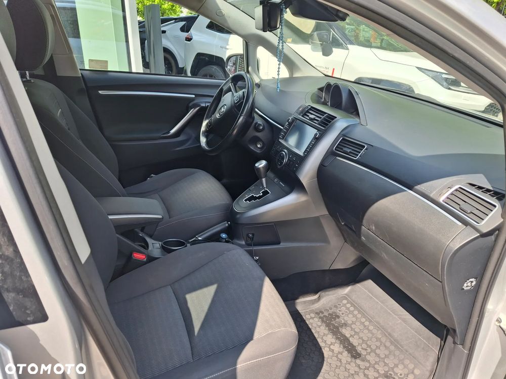 Toyota Verso 1.8 Premium MS 7os EU6 - 4