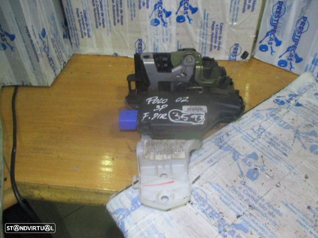 Fecho 16BPC3B1837016BP VW POLO 2002 Fd 8 Pinos - 4