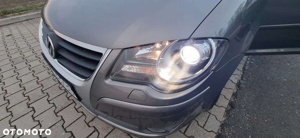 Volkswagen Touran 2.0 TDI Freestyle - 20