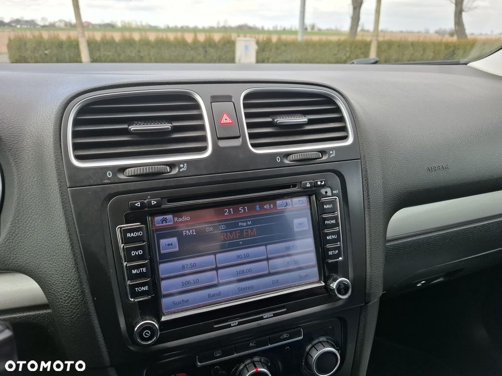 Volkswagen Golf - 10