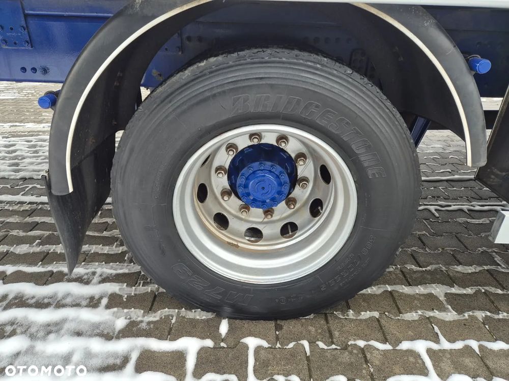 Volvo FM 7 / DO PRZEWOZU BYDŁA I KONI / 5 MIEJSC / POMIESZCZENIE MIESZKALNE / 1 WŁ / SUPER STAN / NIE ZAWODNE VOLVO / OKAZJA RYNKOWA! - 19