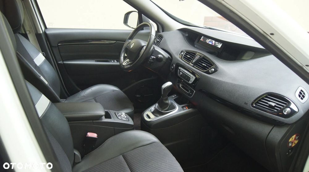 Renault Grand Scenic dCi 110 FAP EDC Bose Edition - 12