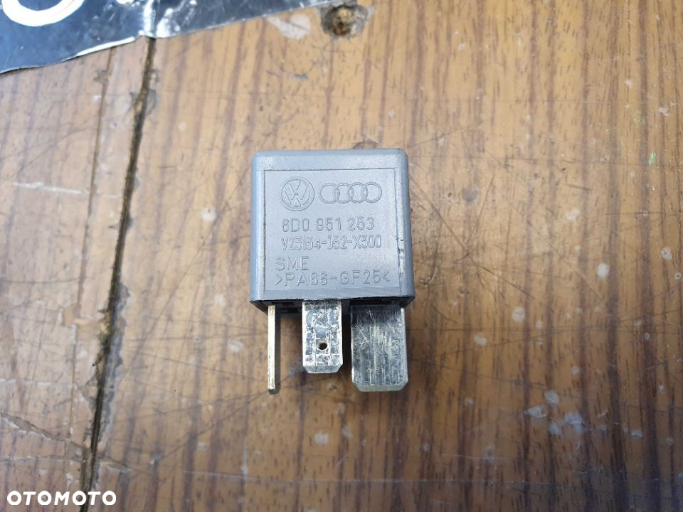 Przekaznik Przekaźnik 373 370 614 53 395 Sterownik Moduł Audi VW Skoda Seat - 8