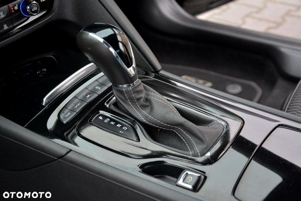 Opel Insignia 2.0 BiTurbo D 4x4 Automatik GSI - 28
