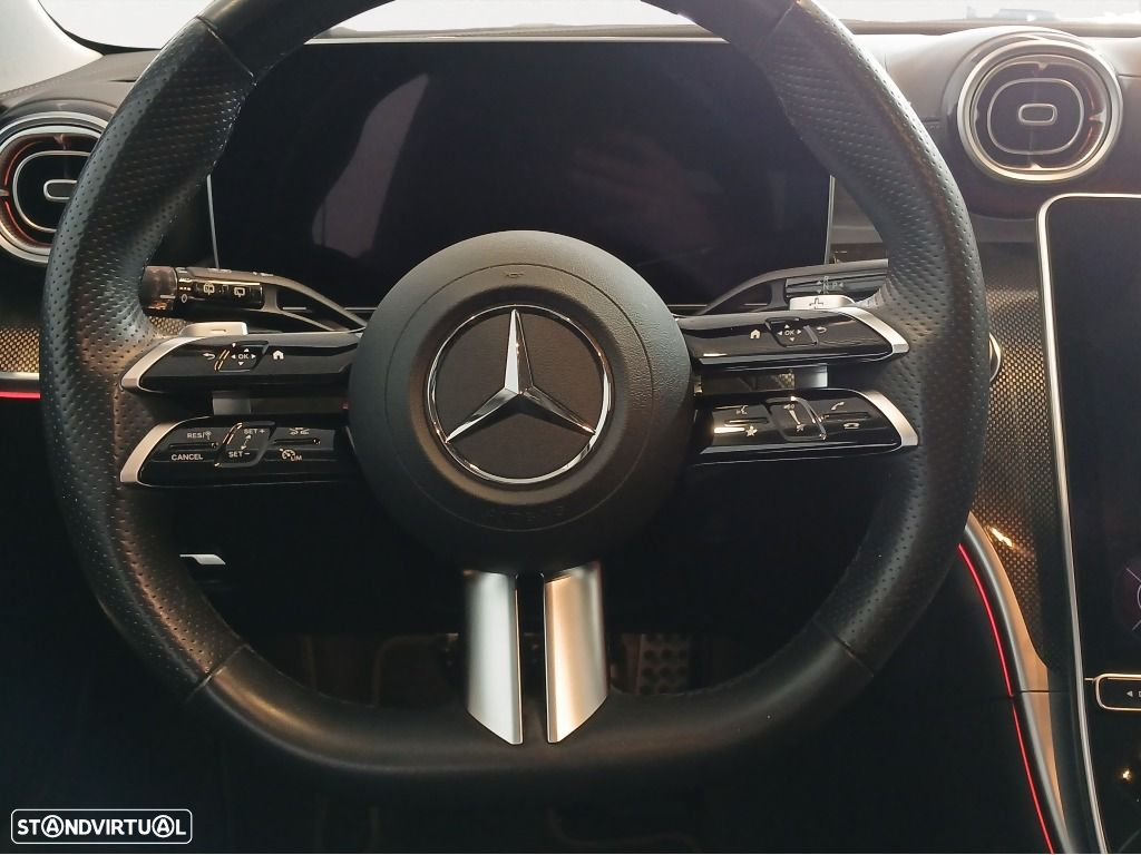 Mercedes-Benz C 300 de AMG Line - 11
