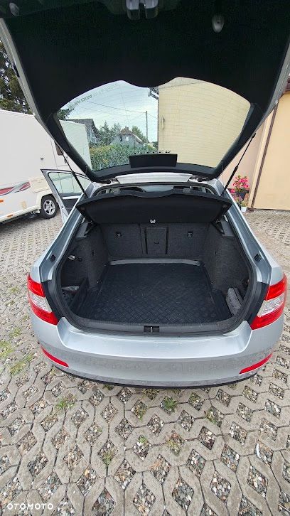 Skoda Octavia 2.0 TDI Edition - 10