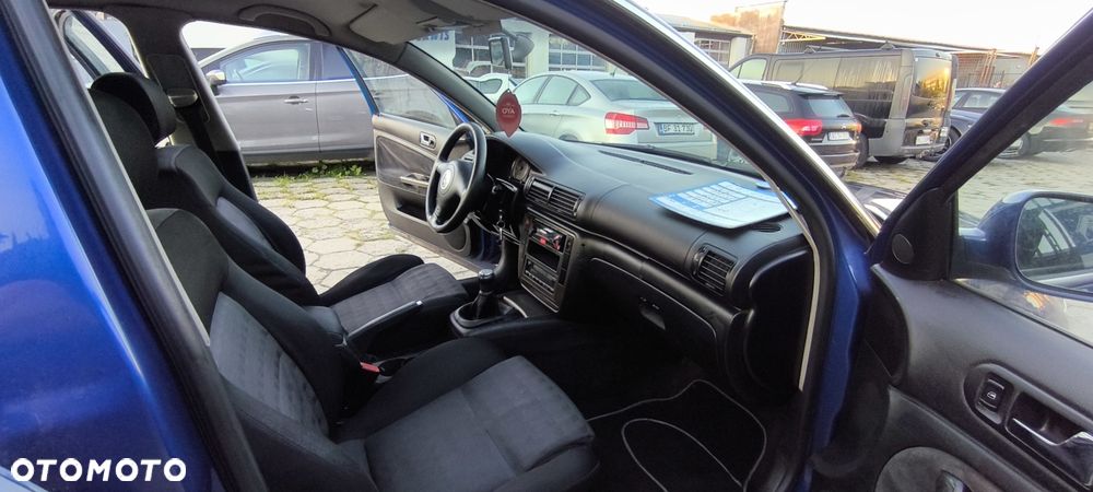 Volkswagen Passat - 5