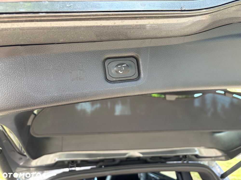Ford S-Max 2.0 EcoBlue Twin-Turbo ST-Line - 25