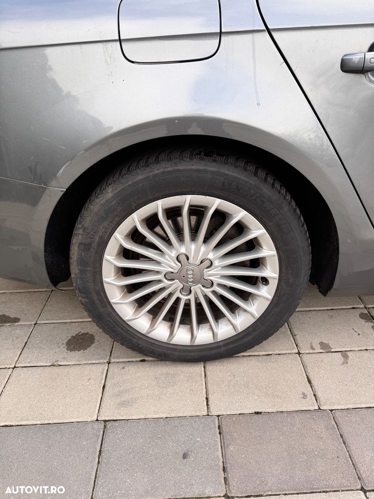 Audi A4 2.0 TDI Multitronic - 5