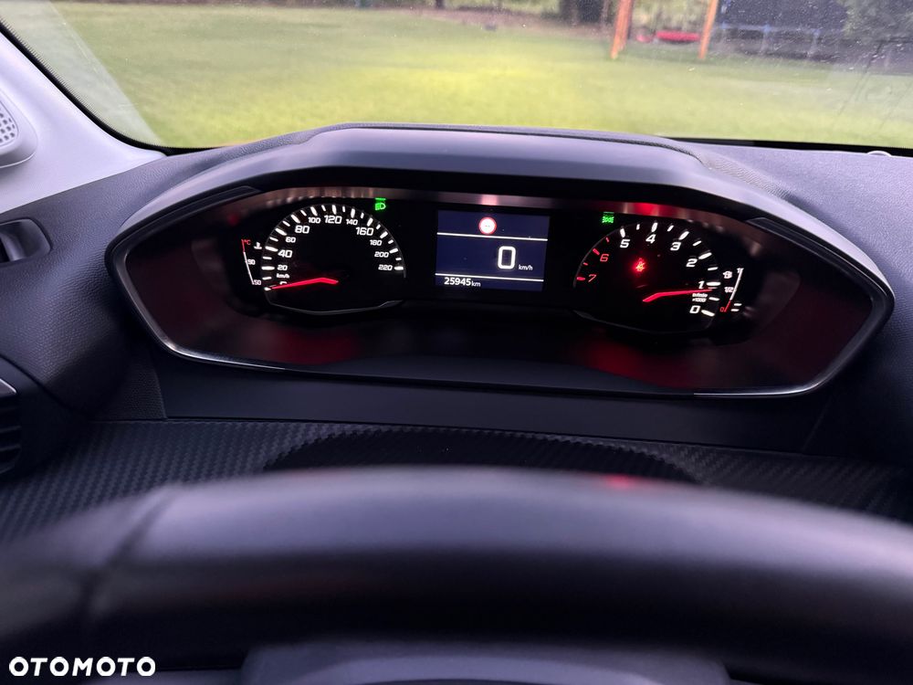 Peugeot 208 - 7