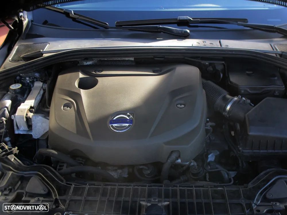 Volvo V60 2.0 D4 R-Design Summum Geartronic - 58