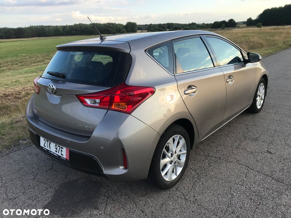 Toyota Auris - 5