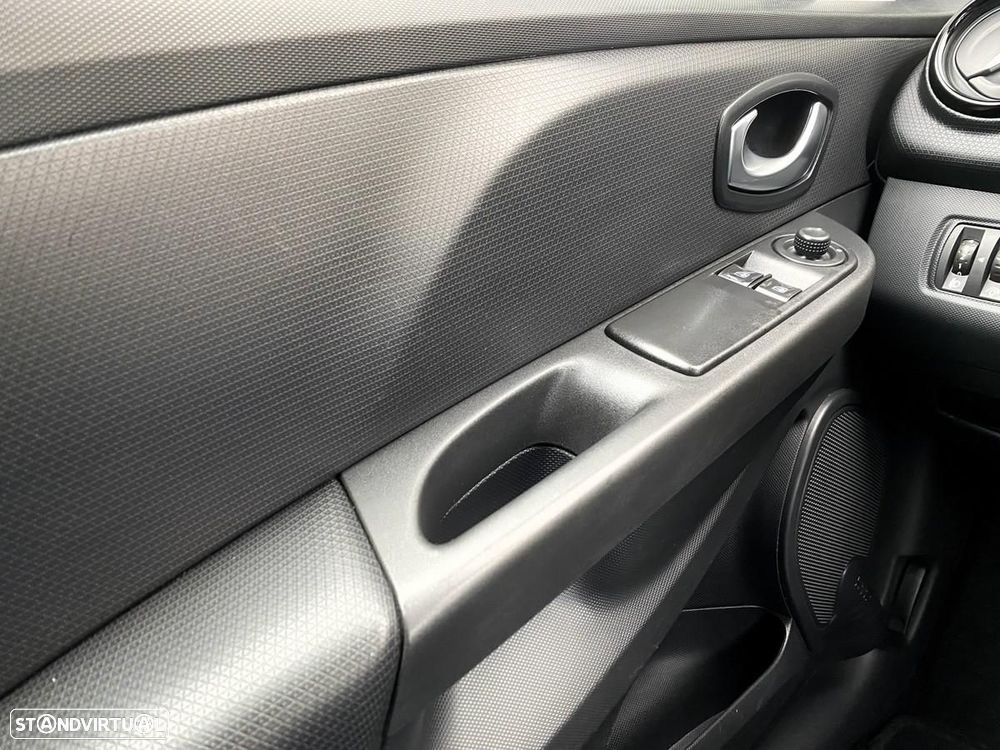 Renault Clio Sport Tourer 1.5 dCi Dynamique S - 24