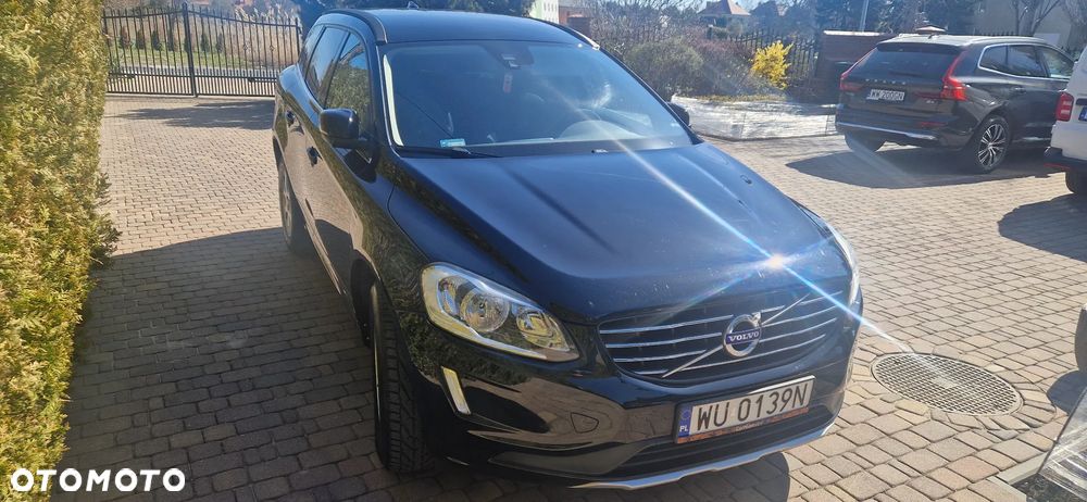 Volvo XC 60 D4 Momentum - 4