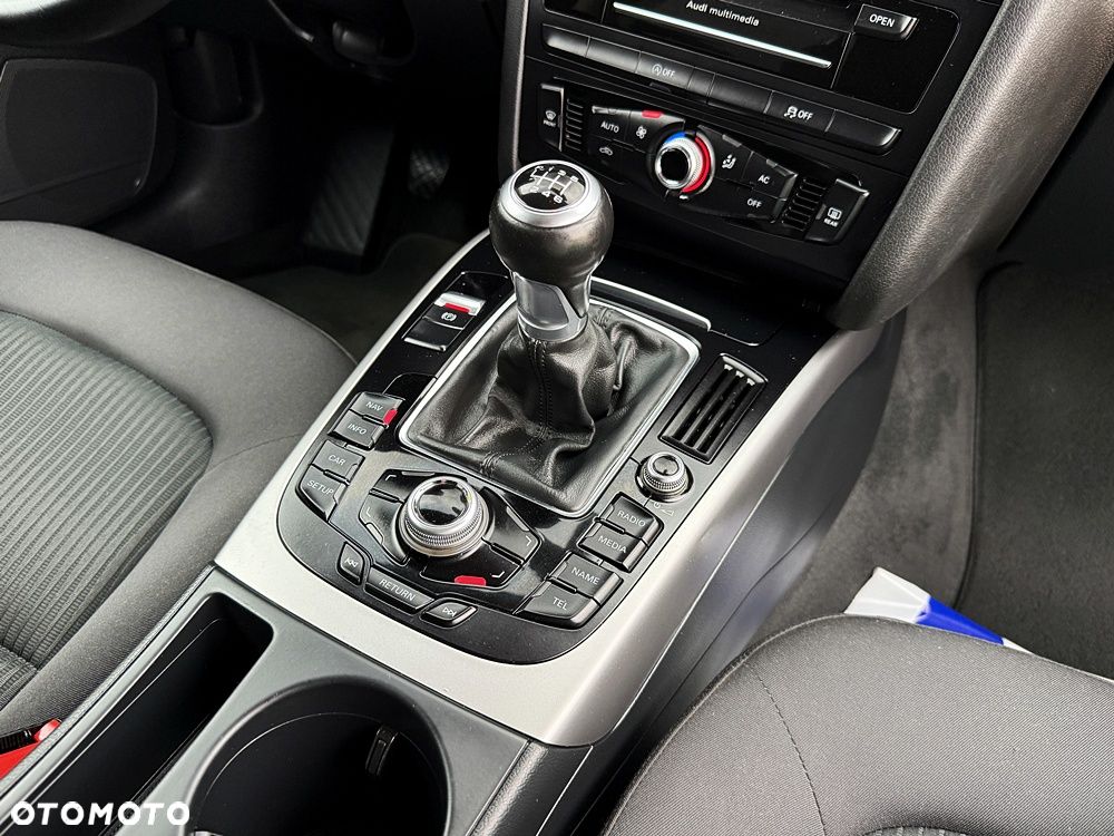 Audi A4 Avant 2.0 TDI 116g DPF Attraction - 33