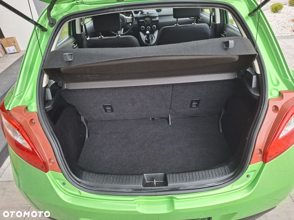 Mazda 2 - 12