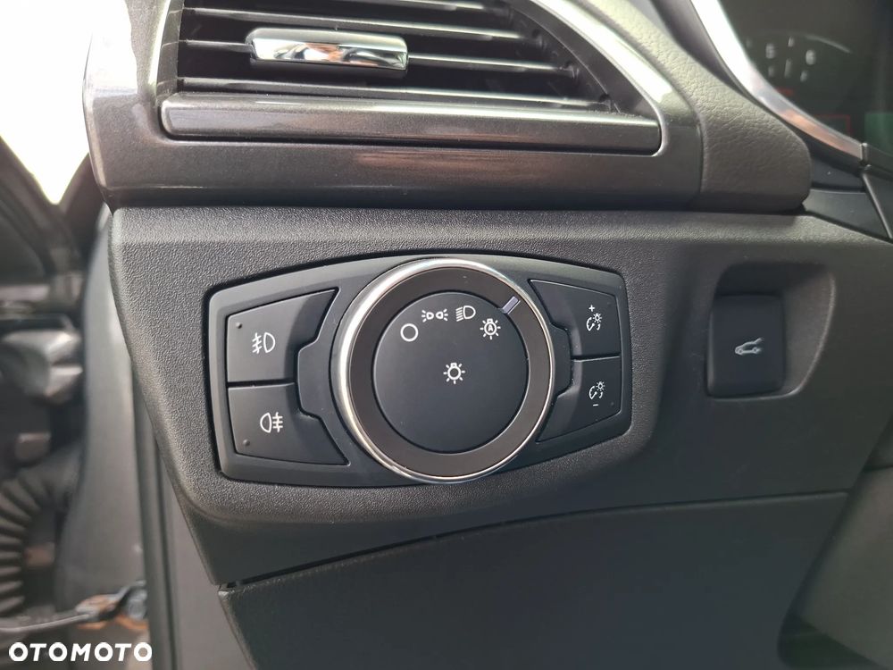 Ford Mondeo 2.0 EcoBlue Titanium - 14