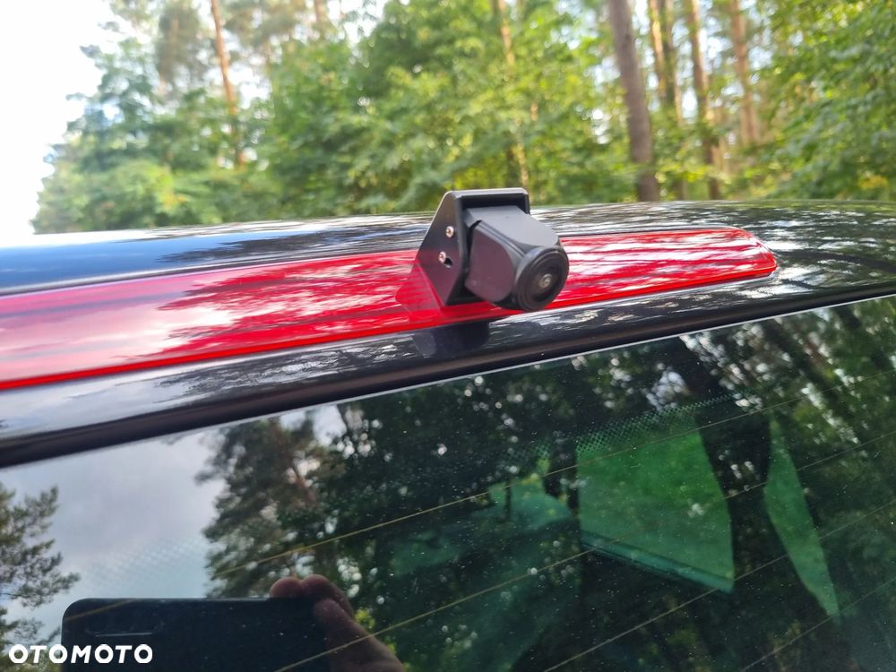 Volkswagen Caravelle - 28