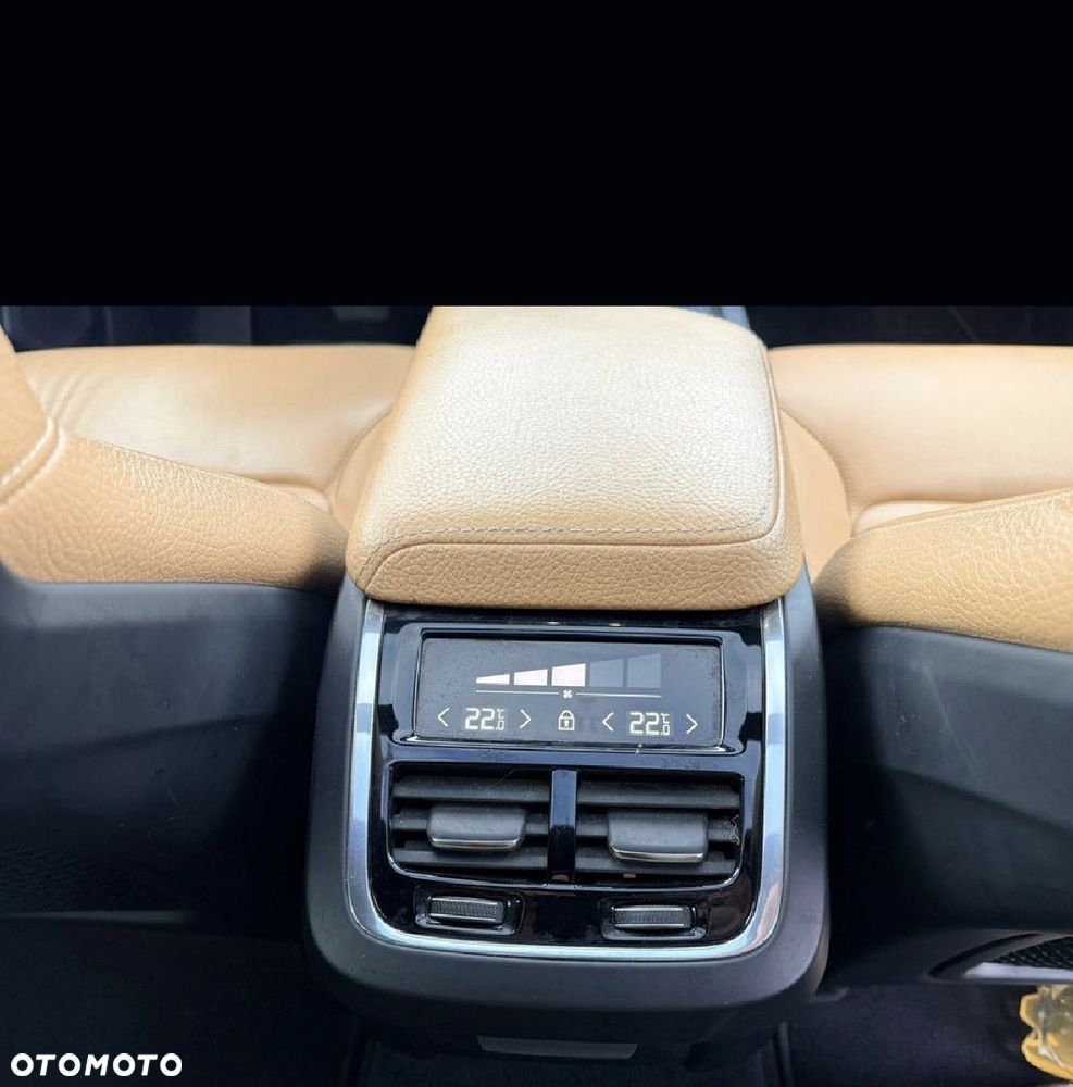 Volvo S60 T6 AWD Momentum Pro - 6
