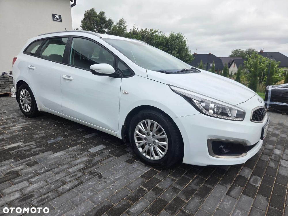 Kia Ceed 1.6 CRDi M - 6