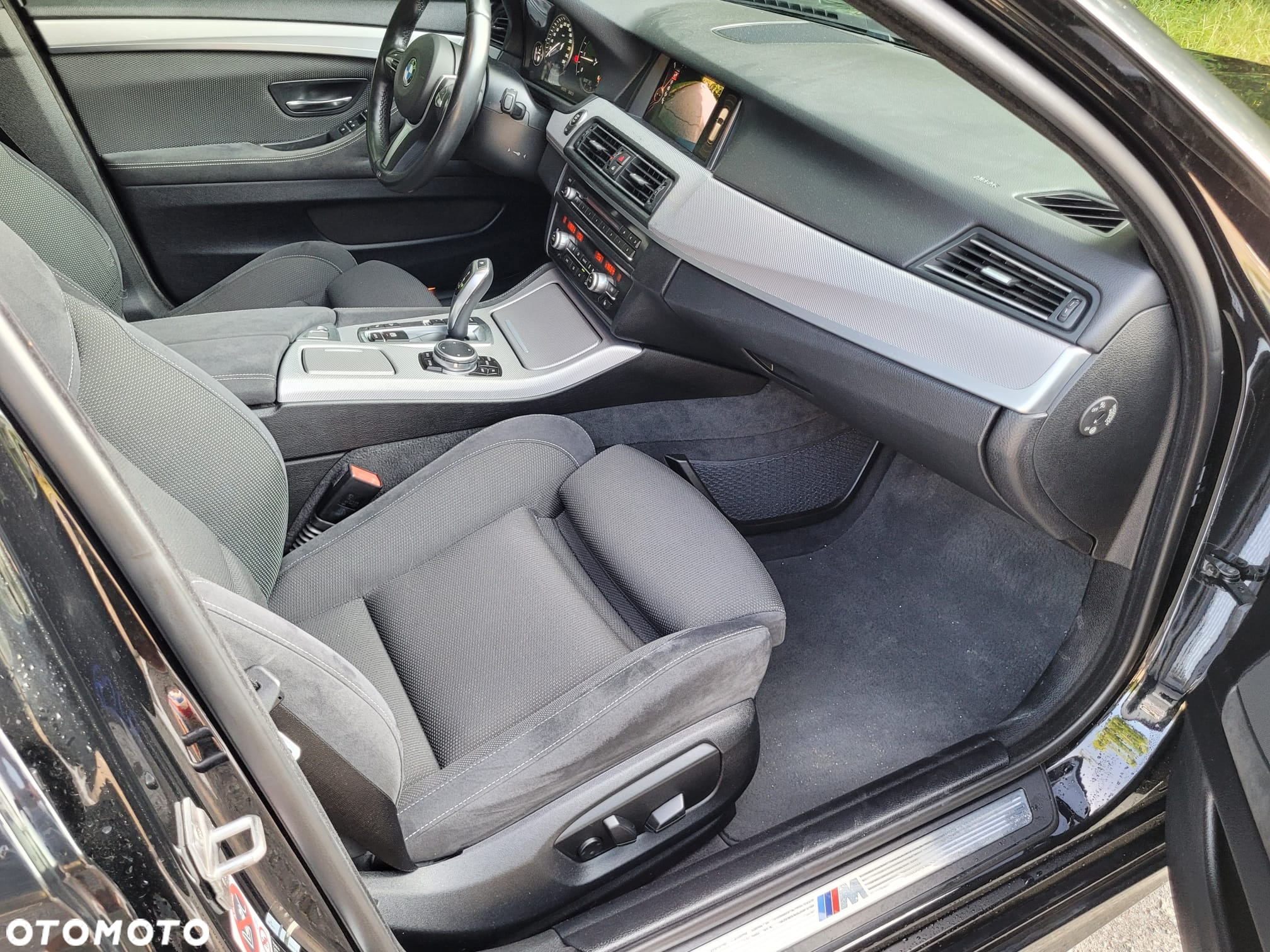 BMW Seria 5 520d xDrive M Sport sport - 12
