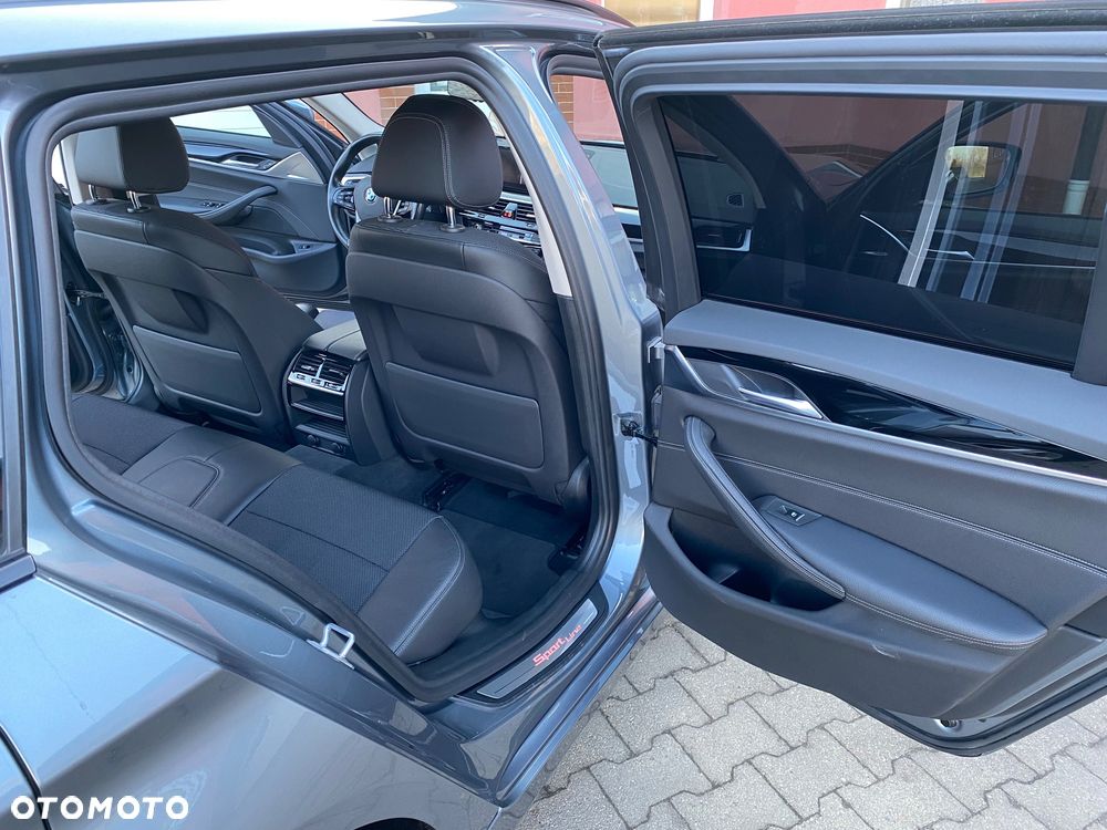 BMW Seria 5 520d xDrive Sport Line - 8