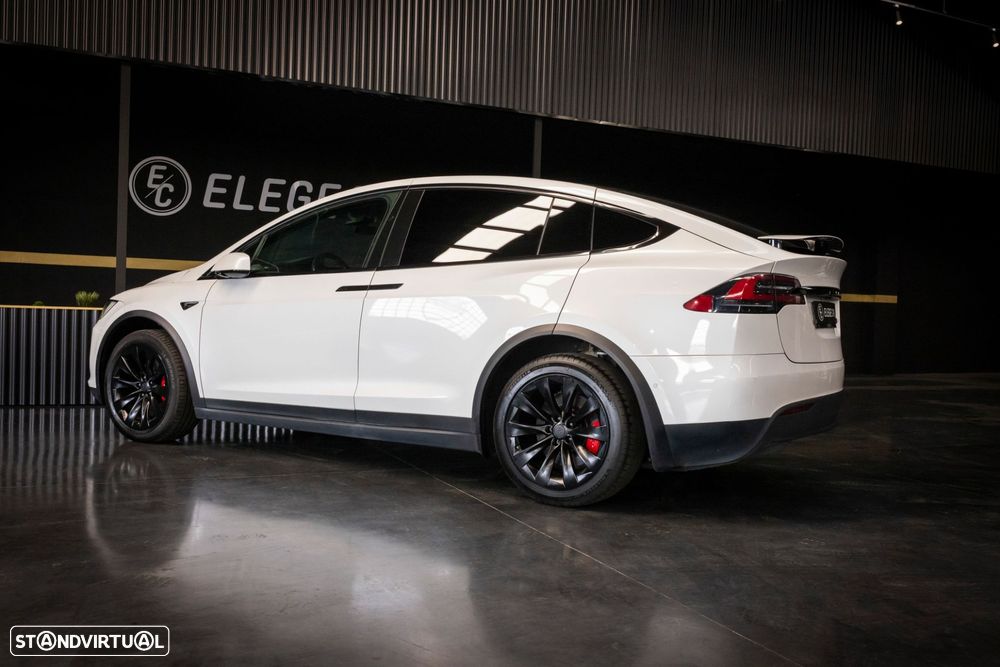 Tesla Model X Long Range - 9