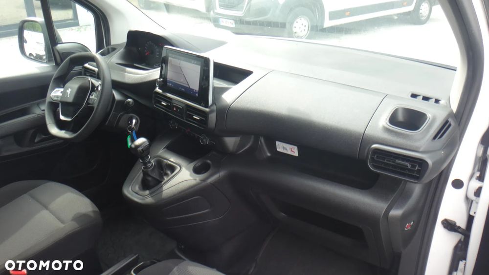 Peugeot Partner - 12