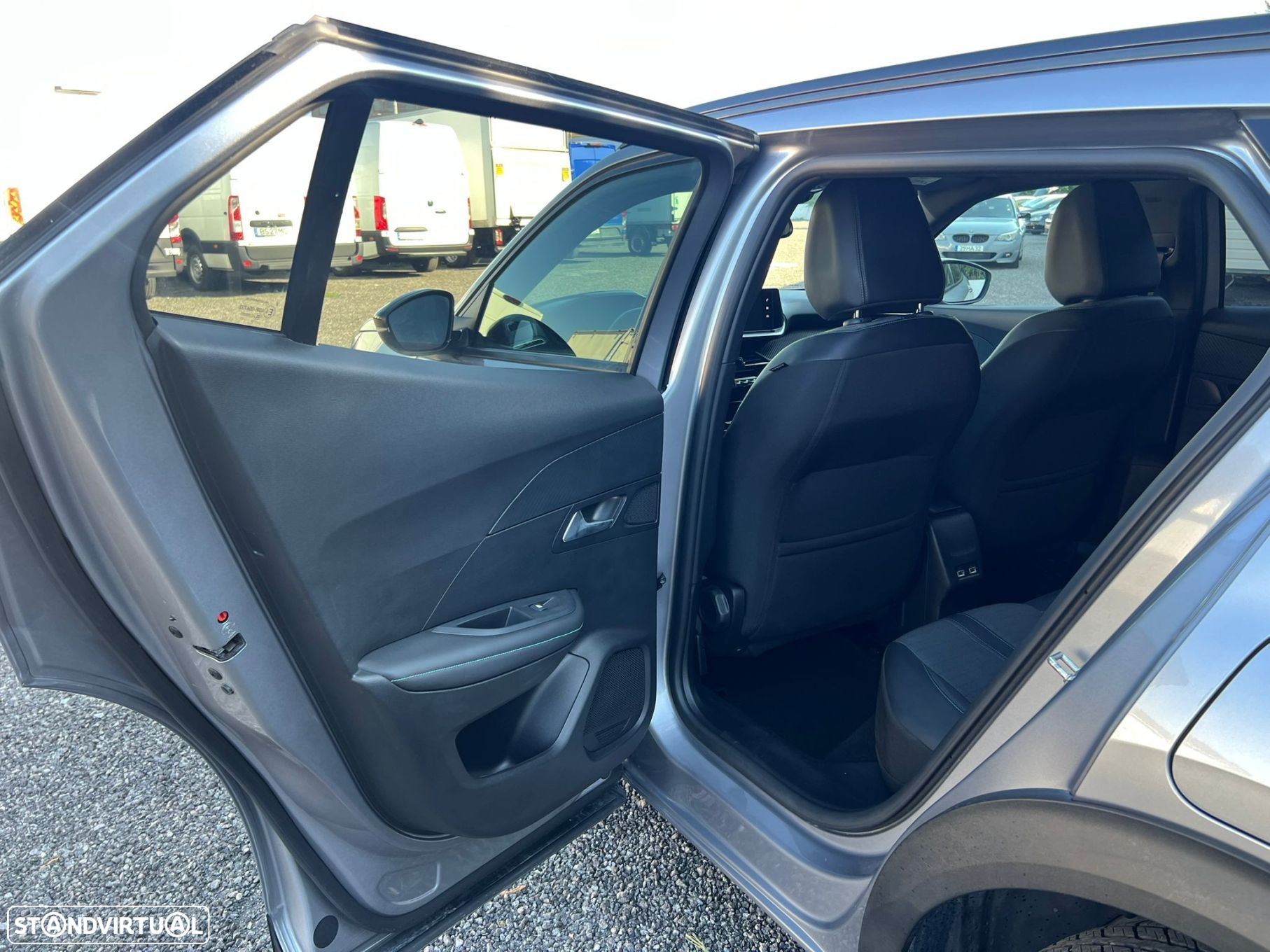 Peugeot 2008 1.2 PureTech Active - 16